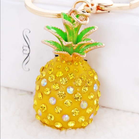 Gold Glitzy Pineapple PurseCharm KeyChain NWT New - Picture 2 of 8